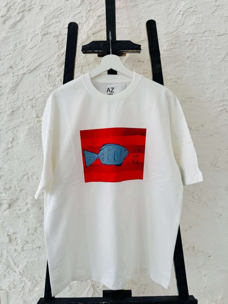 Sea La Vie Tee - Image 6